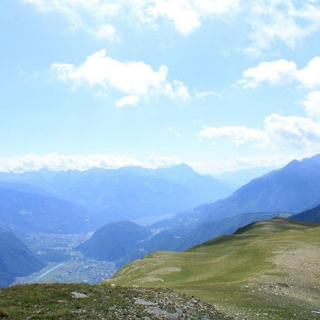 Апартаменты Chalet Baita Delle Favole Di Rosarita Berbenno di Valtellina Экстерьер фото