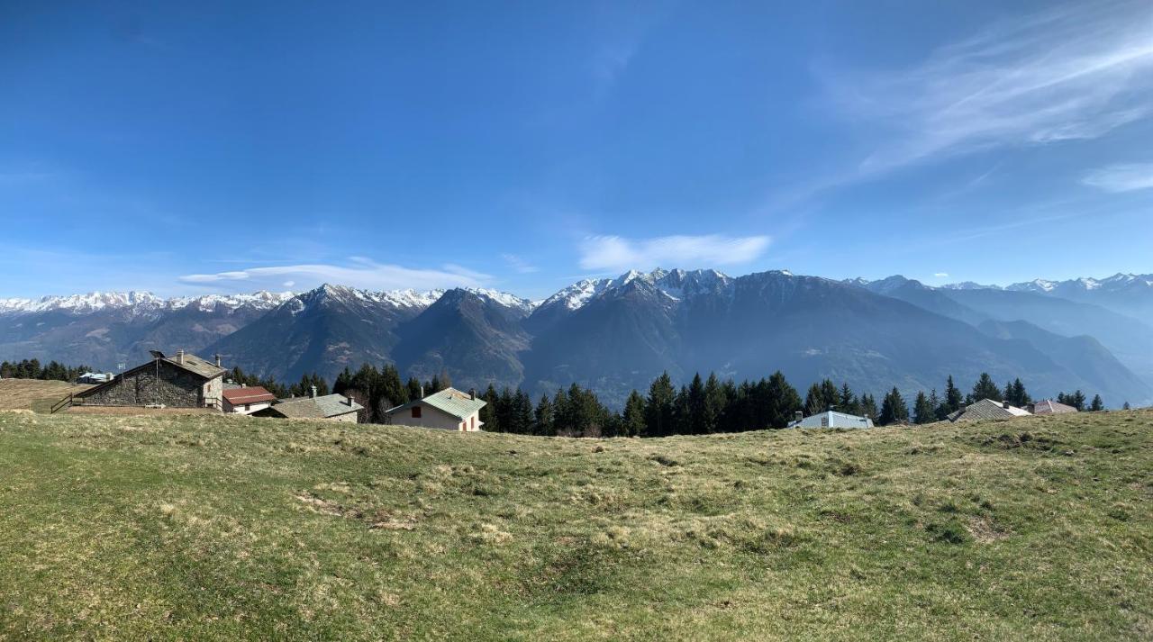 Апартаменты Chalet Baita Delle Favole Di Rosarita Berbenno di Valtellina Экстерьер фото